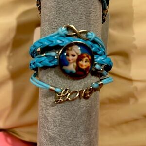 Girls frozen Ana and Elsa bracket